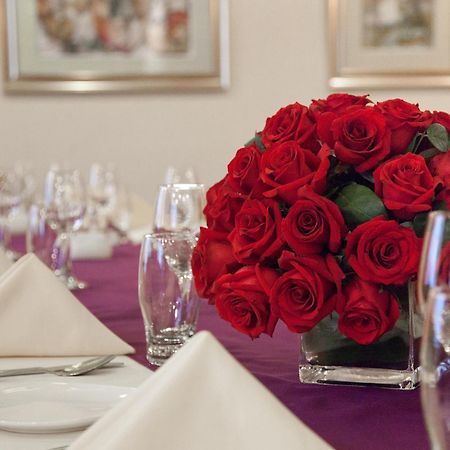 Rosedale Hotel & Suites Guangzhou - Free Shuttle Bus To Canton Fair Екстер'єр фото
