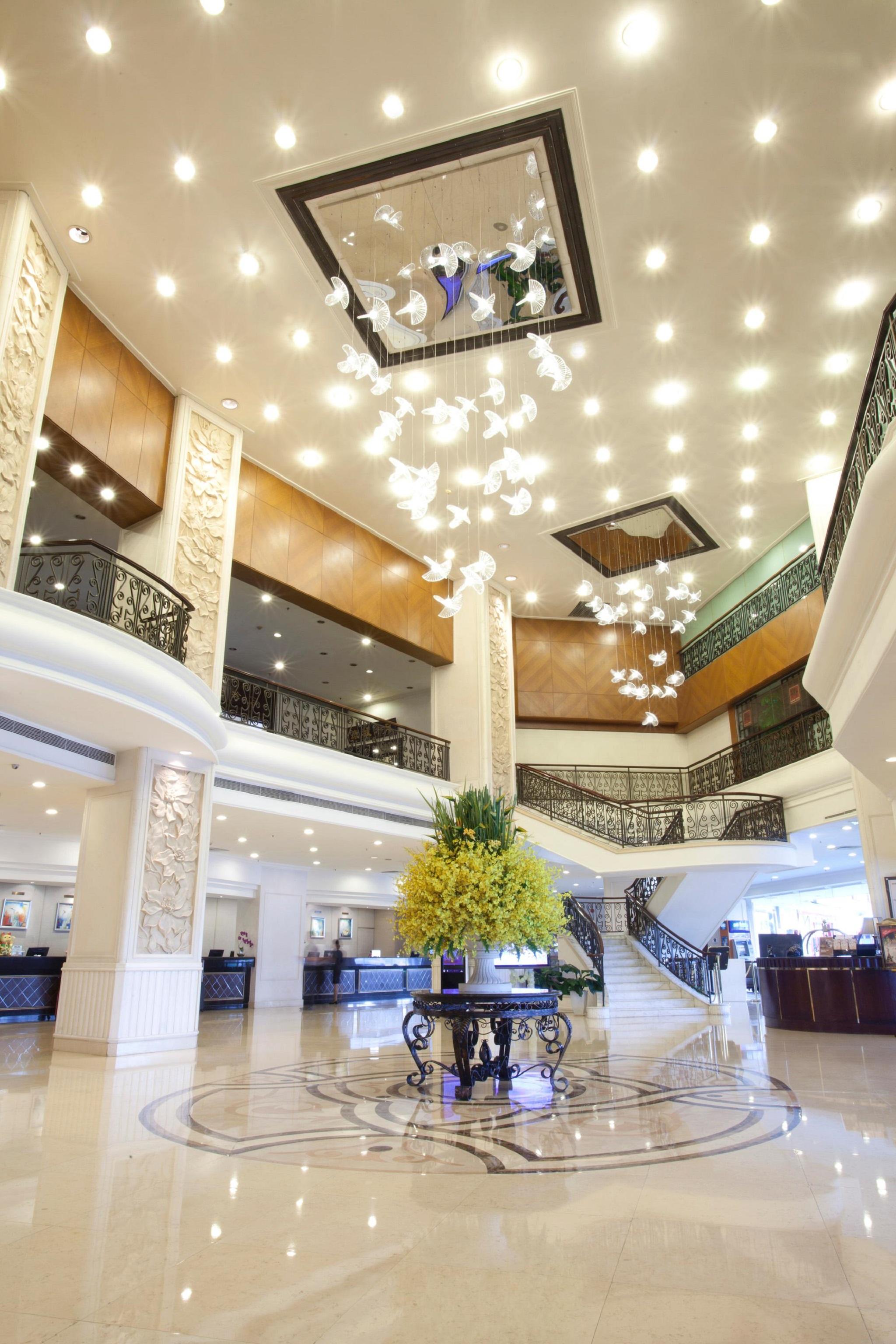 Rosedale Hotel & Suites Guangzhou - Free Shuttle Bus To Canton Fair Екстер'єр фото