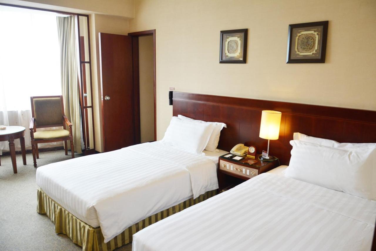 Rosedale Hotel & Suites Guangzhou - Free Shuttle Bus To Canton Fair Екстер'єр фото