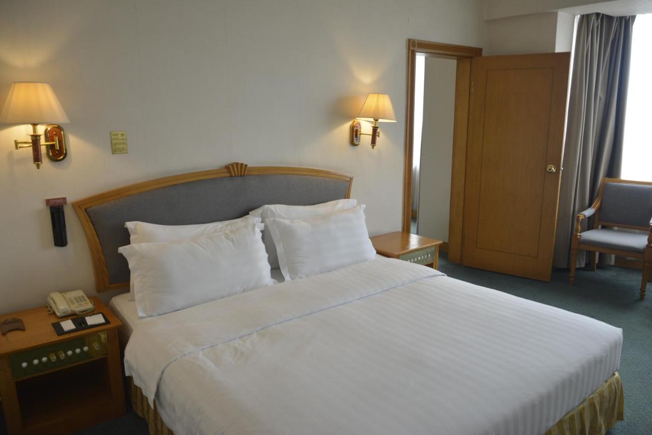 Rosedale Hotel & Suites Guangzhou - Free Shuttle Bus To Canton Fair Екстер'єр фото