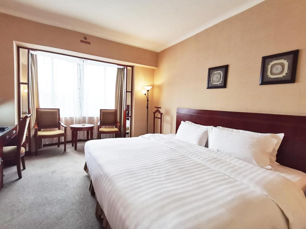 Rosedale Hotel & Suites Guangzhou - Free Shuttle Bus To Canton Fair Екстер'єр фото