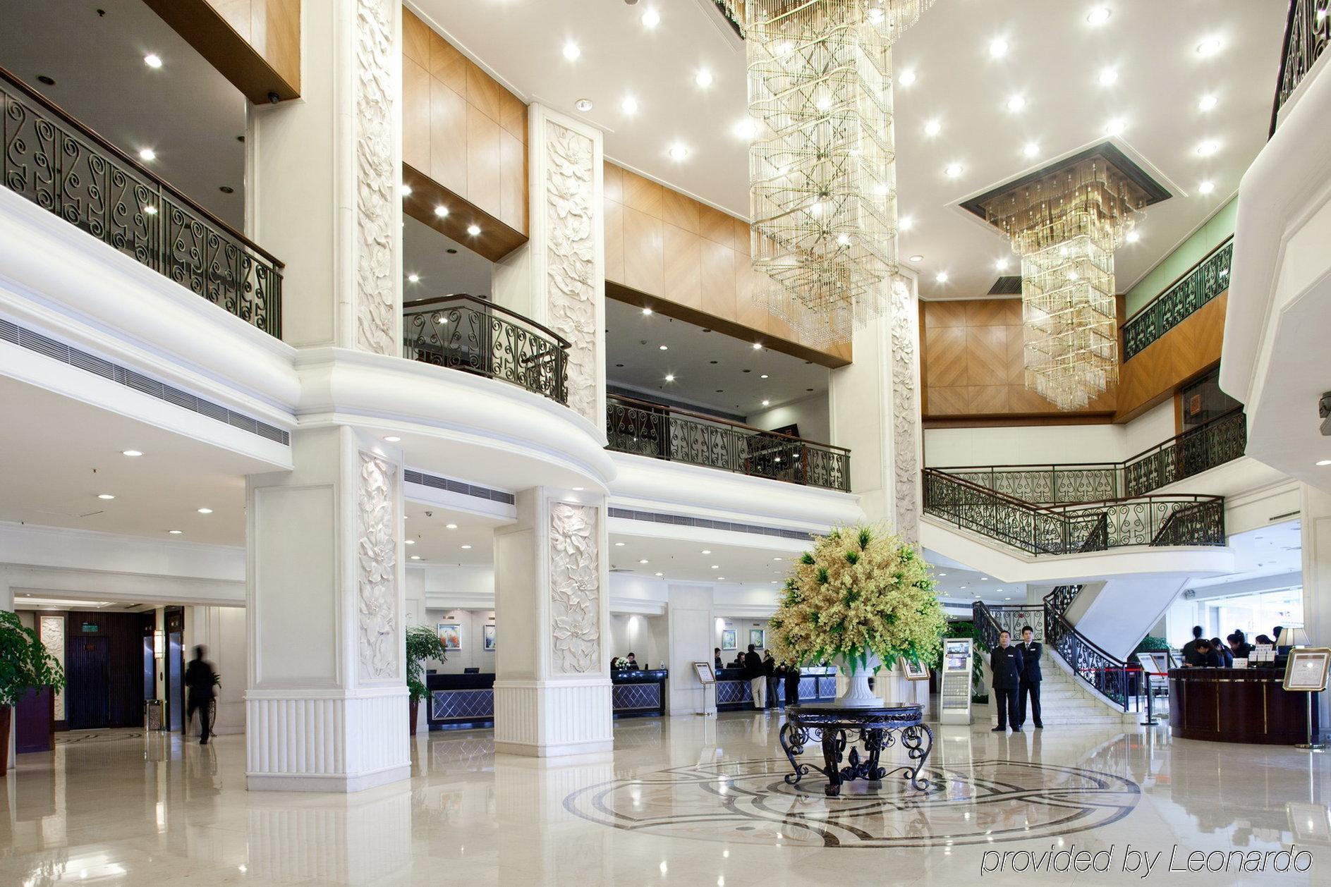 Rosedale Hotel & Suites Guangzhou - Free Shuttle Bus To Canton Fair Екстер'єр фото